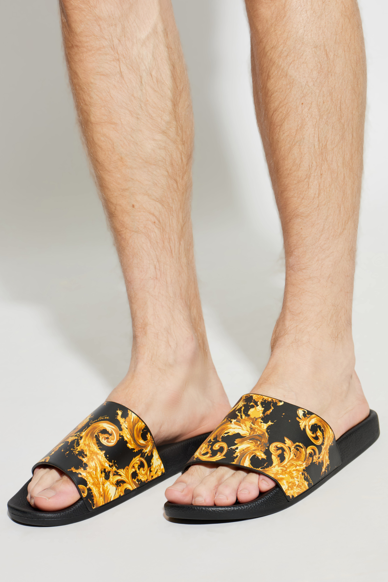 VERSACE ステゴロパンチャーズ Versace Jeans Couture Rubber flip-flops | Men's | Vitkac